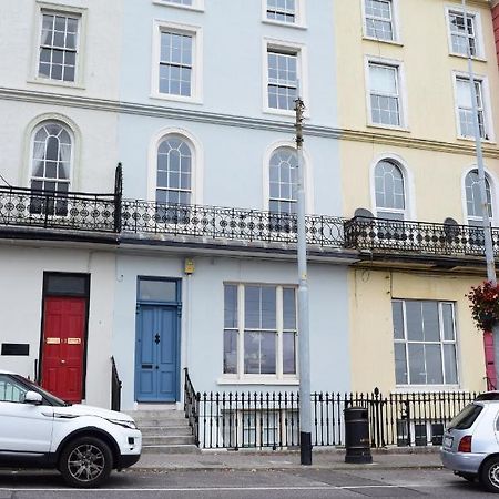 West Beach House -Sea Views Cobh Eksteriør billede